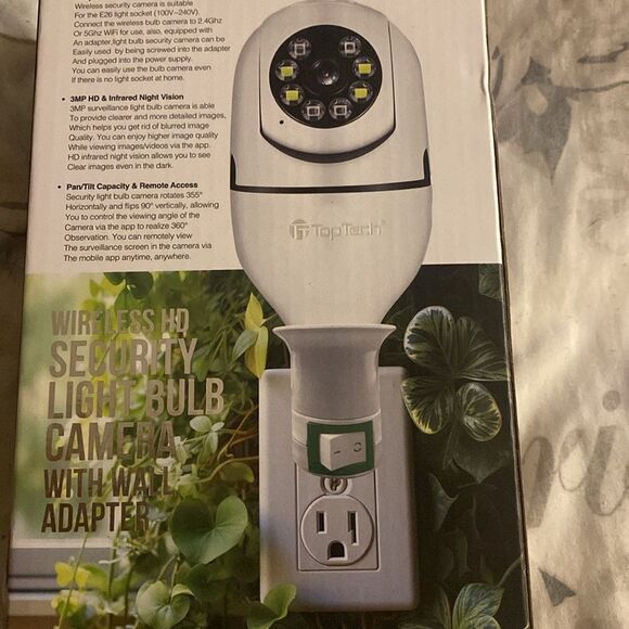 Top Tech Security Light Bulb Camera - Picture 4 of 9